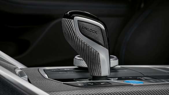 Рычаг селектора M Performance с отделкой алькантарой BMW i4 M50 G26 2021 Рычаг селектора M Performance с отделкой алькантарой BMW i4 M50 G26 2021