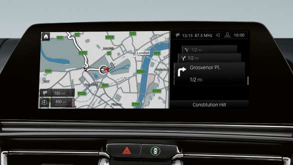 Приборная панель BMW Live Cockpit Professional в автомобилях BMW М8 Gran Coupe F93 Приборная панель BMW Live Cockpit Professional в автомобилях BMW М8 Gran Coupe F93 2020 МГ, интерьер