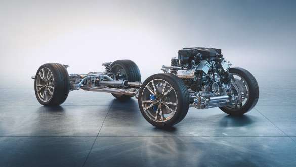 BMW X6 M50i и M50d с адаптивной подвеской M BMW X6 M50i и M50d, G06, с адаптивной подвеской M