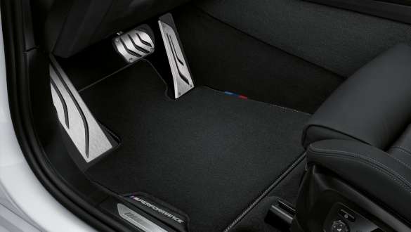 Накладки педалей из нержавеющей стали M Performance на BMW X5 G05 2018 Накладки педалей из нержавеющей стали M Performance на BMW X5 G05 2018 интерьер