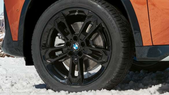 19-дюймовые легкосплавные диски M Double-spoke 871 M Jet Black Коллекция осенне-зимних аксессуаров BMW: 19-дюймовые легкосплавные диски M Double-spoke 871 M Jet Black
