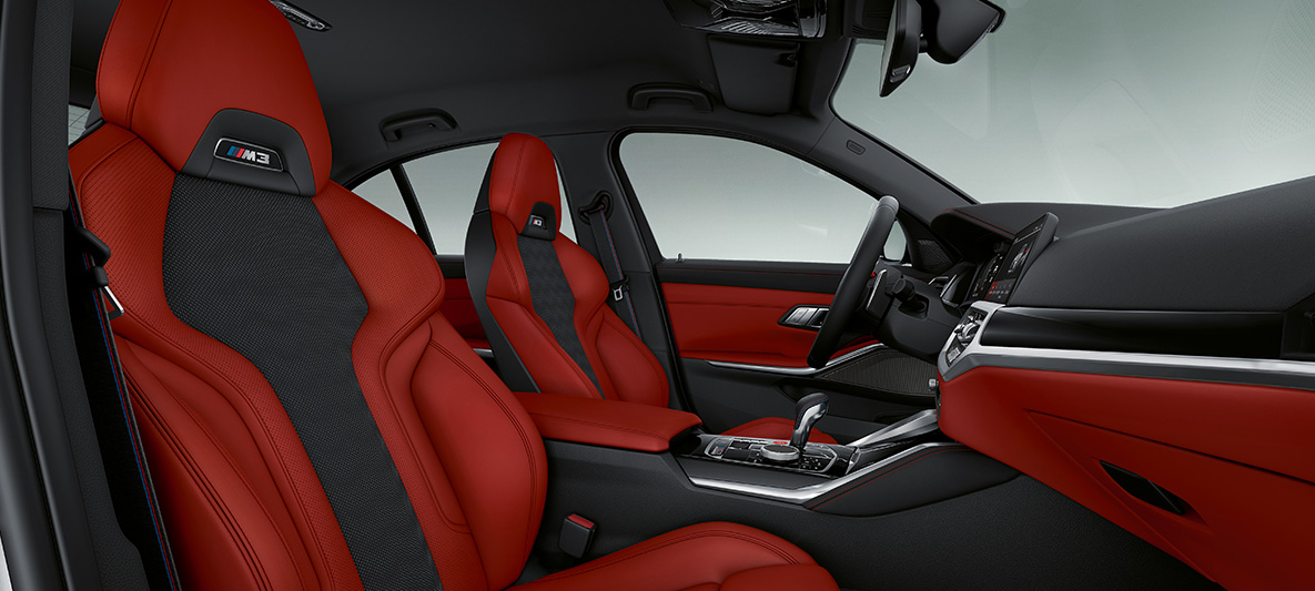 Салон BMW M4 Coupe 2020 G82, полная отделка кожей Merino BMW Individual цвета "Красный Фиона"/"Черный" Салон BMW M4 Coupe G82 2020, полная отделка кожей Merino BMW Individual цвета "Красный Фиона"/"Черный"