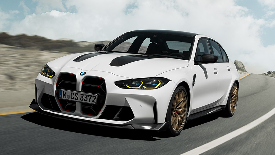 BMW M3 G80, алдынан көрінісі, көшеде қозғалыста BMW M сериялы BMW M3 G80, алдынан көрінісі, көшеде қозғалыста