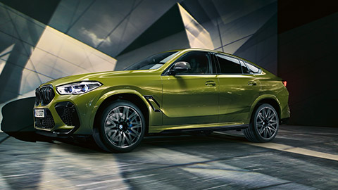 BMW M Серии BMW X6 M F96 вид сбоку в три четверти, в статике