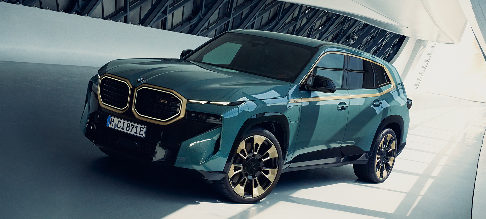 BMW XM G09, қосылатын гибрид, электртартымда қозғалыста BMW XM G09, қосылатын гибрид, электртартымда қозғалыста