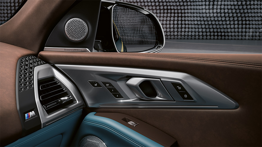 BMW XM G09, салон, Bowers & Wilkins Diamond Surround Sound аудиожүйесі