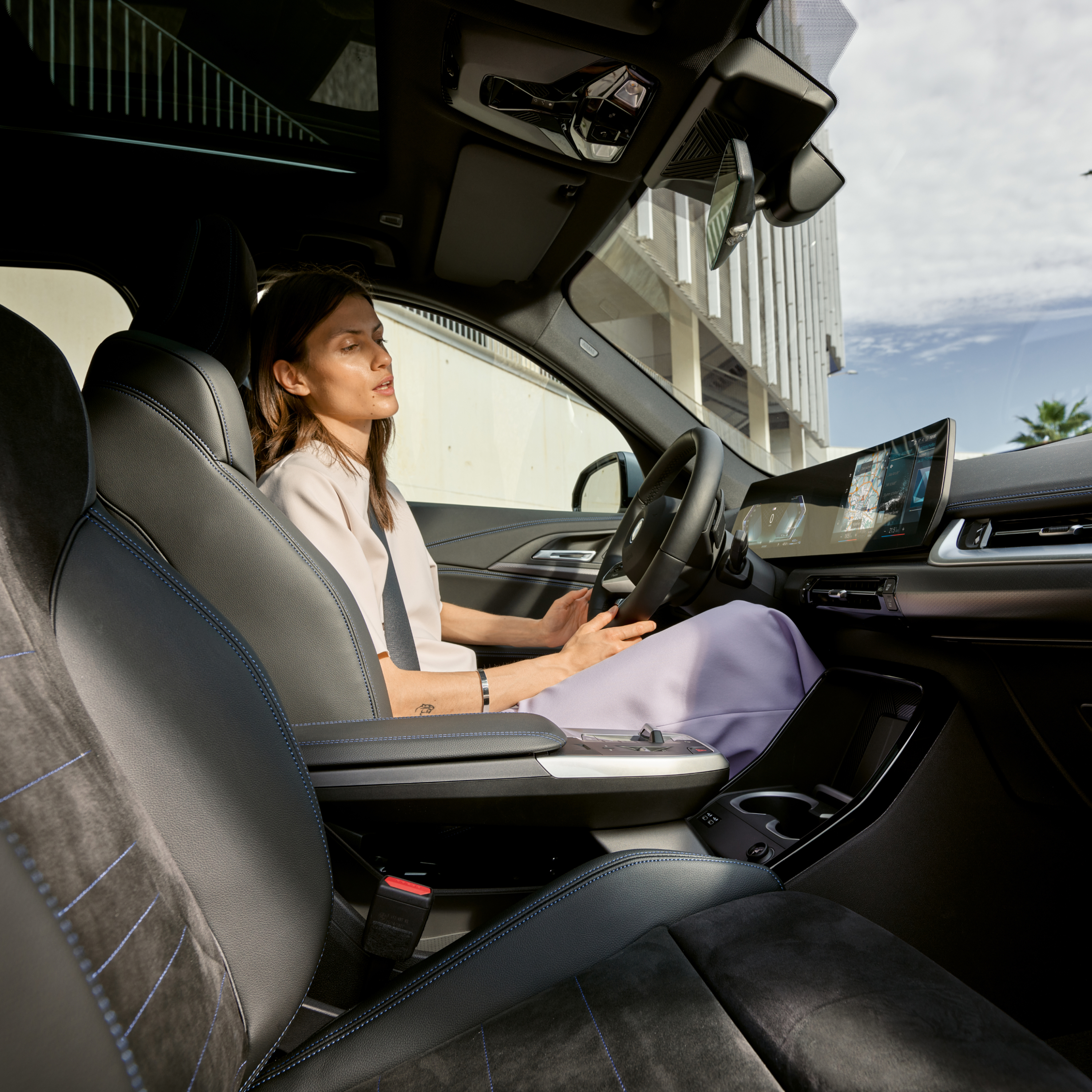 Электромобили BMW Динамичные маршруты и планироване зарядки